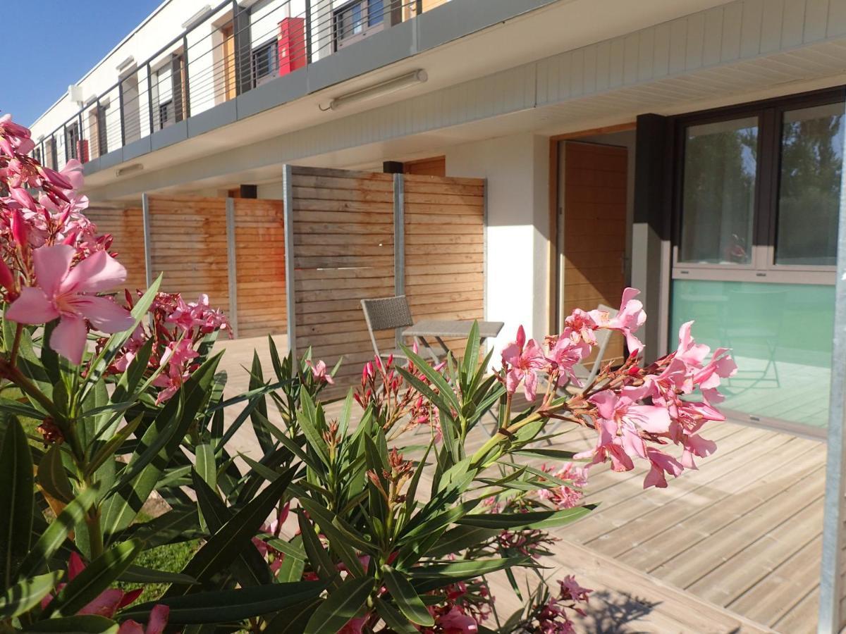 Les Jardins D'Athena Aparthotel Eguilles Exterior photo
