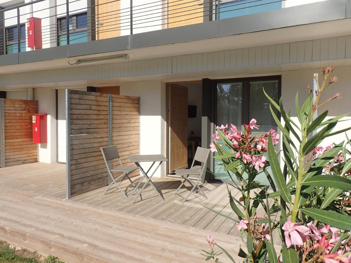 Les Jardins D'Athena Aparthotel Eguilles Exterior photo